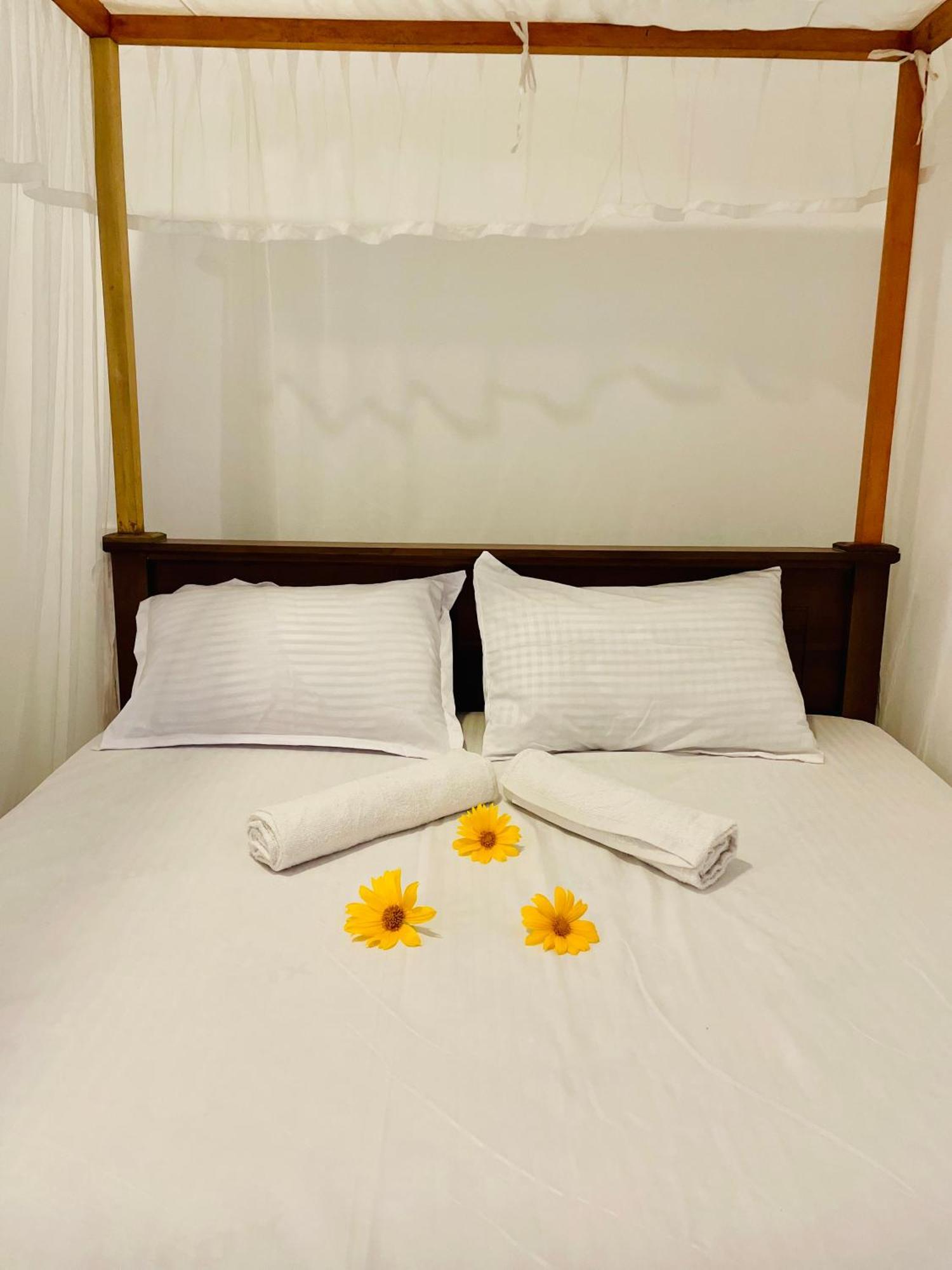 White Hill House Hiriketiya Hotel ดิคเวลลา ภายนอก รูปภาพ