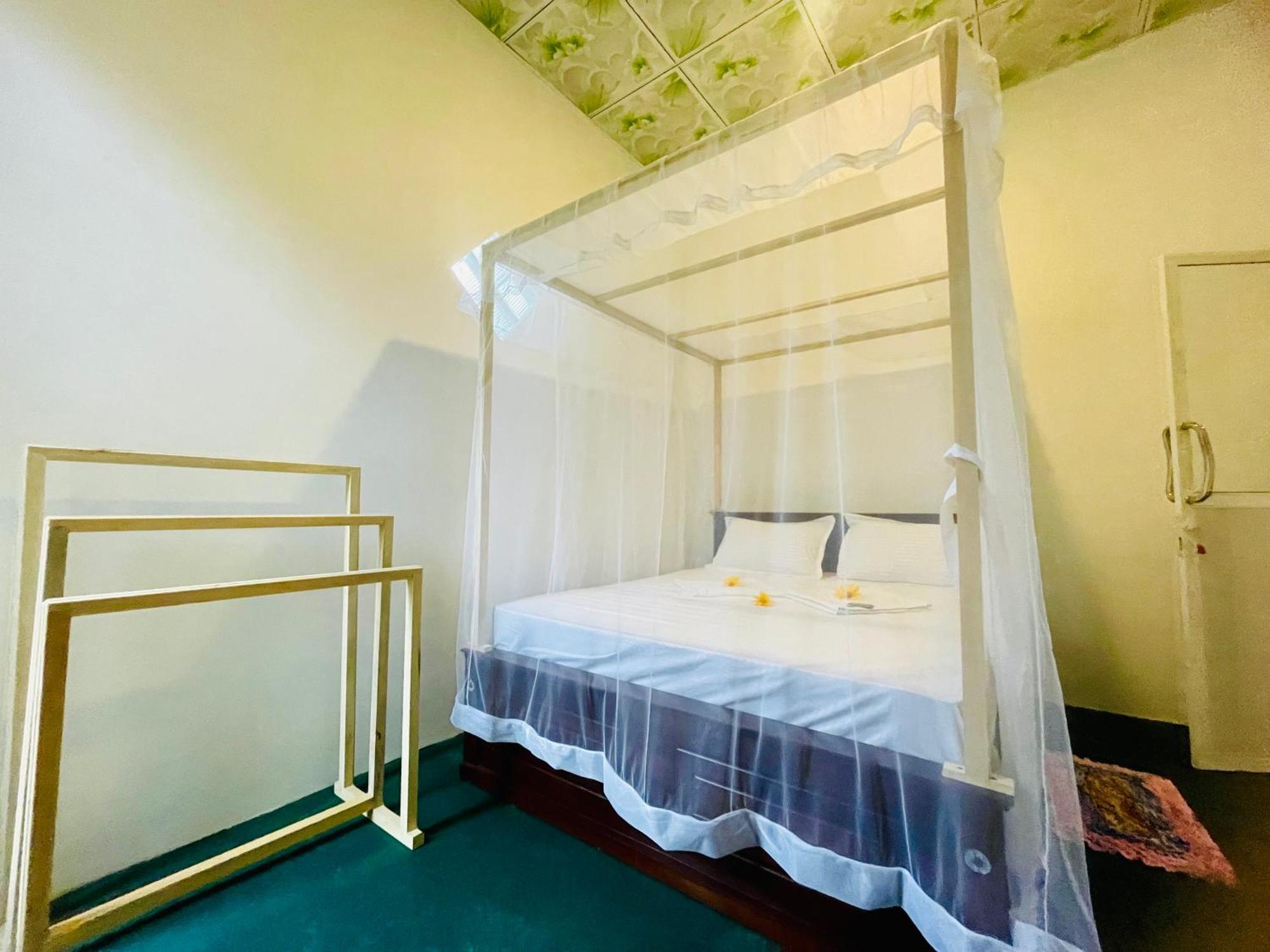 White Hill House Hiriketiya Hotel ดิคเวลลา ภายนอก รูปภาพ